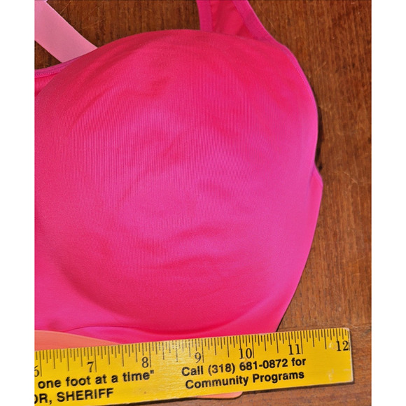 Victoria's Secret VSX Sport Bra Hot‎ Pink Criss Cross Back Padded Size 34D - Picture 6 of 12